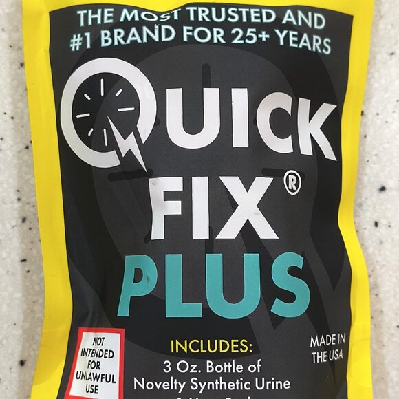 Quick Fix Plus Synthetic Novelty Urine Kit - Picture 1 of 2